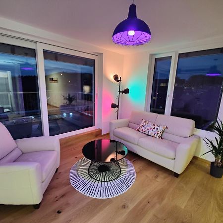 Penthouse Flat Carolina In Salzburg Stadt Bagian luar foto